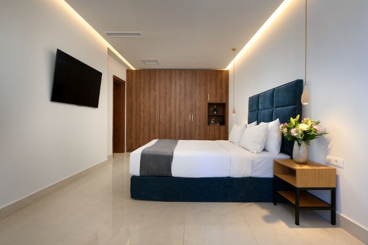 Ray Hotel, Corfu
