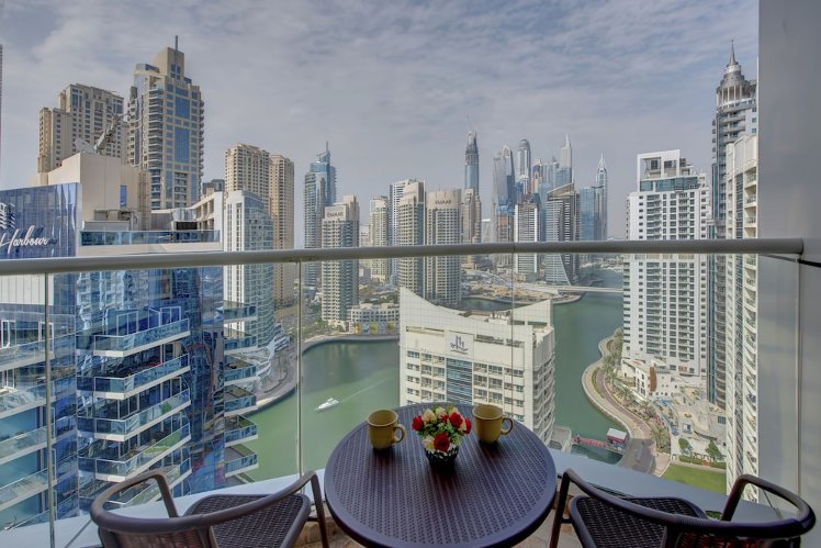 Royal Regency Suites Dubai Marina, Dubai