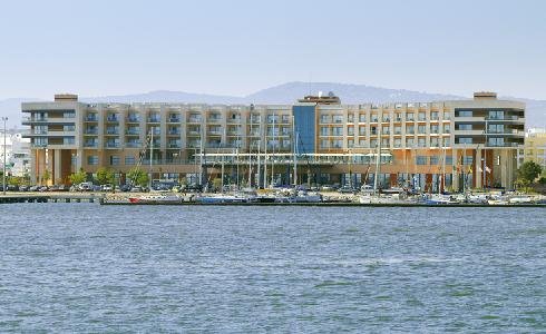 Grint Hotel, Kavaje