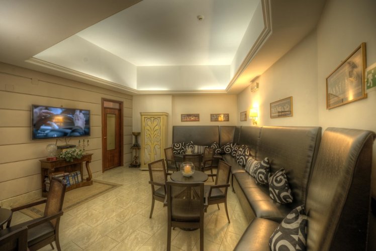 Hotel Palma, Naples