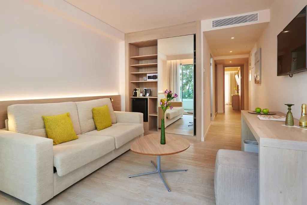 JUNIOR SUITE SUPERIOR SEA VIEW Room, Hotel Sabina & Suite, Majorca