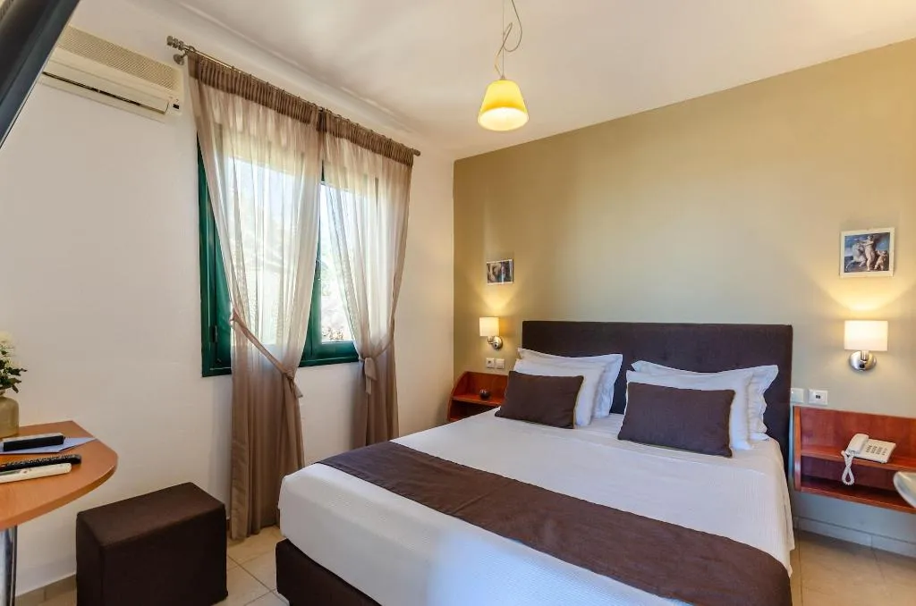 Room, Pela Mare, Crete