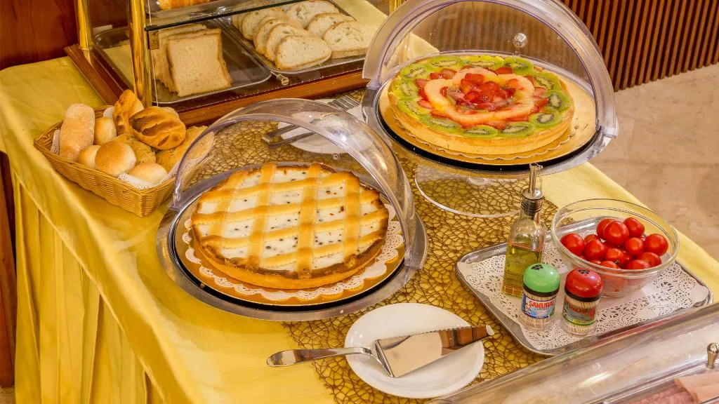 Restaurant, Assisi, Rome