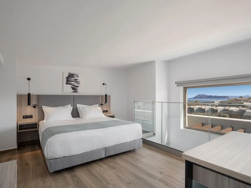 JUNIOR SUITE SIDE SEA VIEW Room, MYRION BEACH RESORT & Spa, Crete