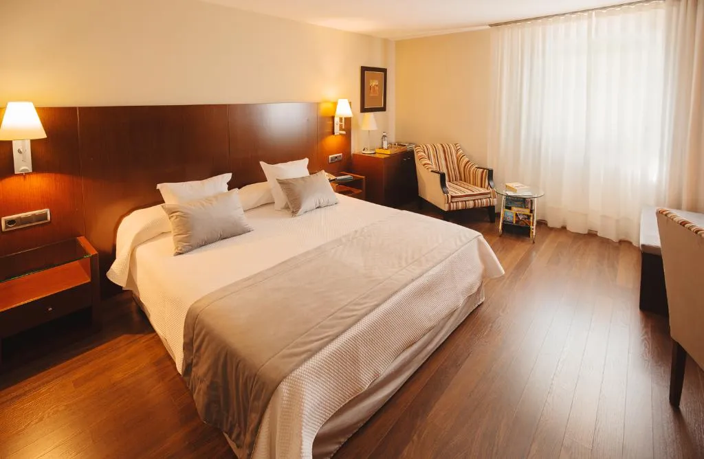 Double or Twin DELUXE Room, Hotel Mirador De Gredos, Madrid