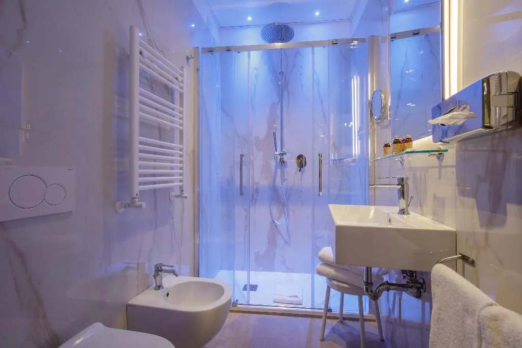DOUBLE STANDARD Room, Hotel Della Torre Argentina, Rome