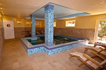Citara Hotel, Naples