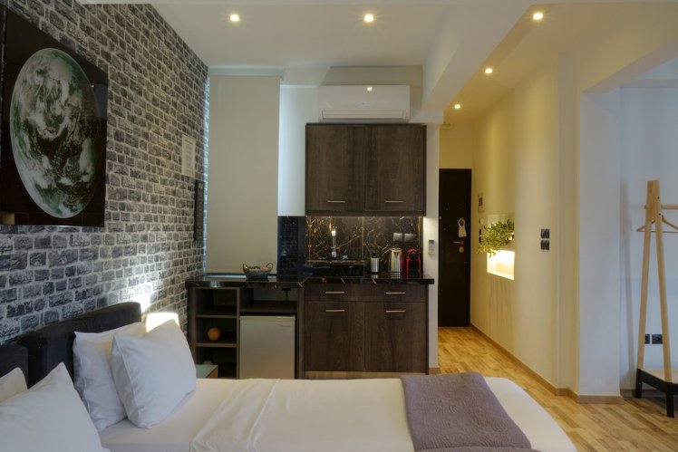 Athens Version Luxury Suites, Athens