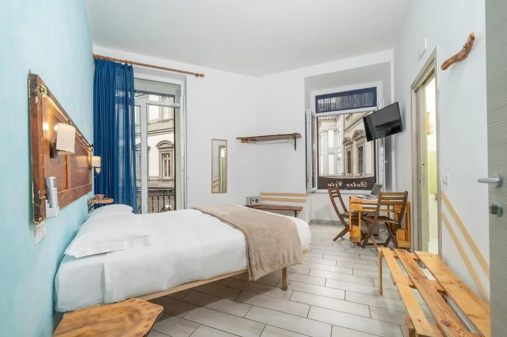 Room, B&B DolceVita Napoli, Naples