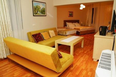 Vila Arber Hotel, Kavaje