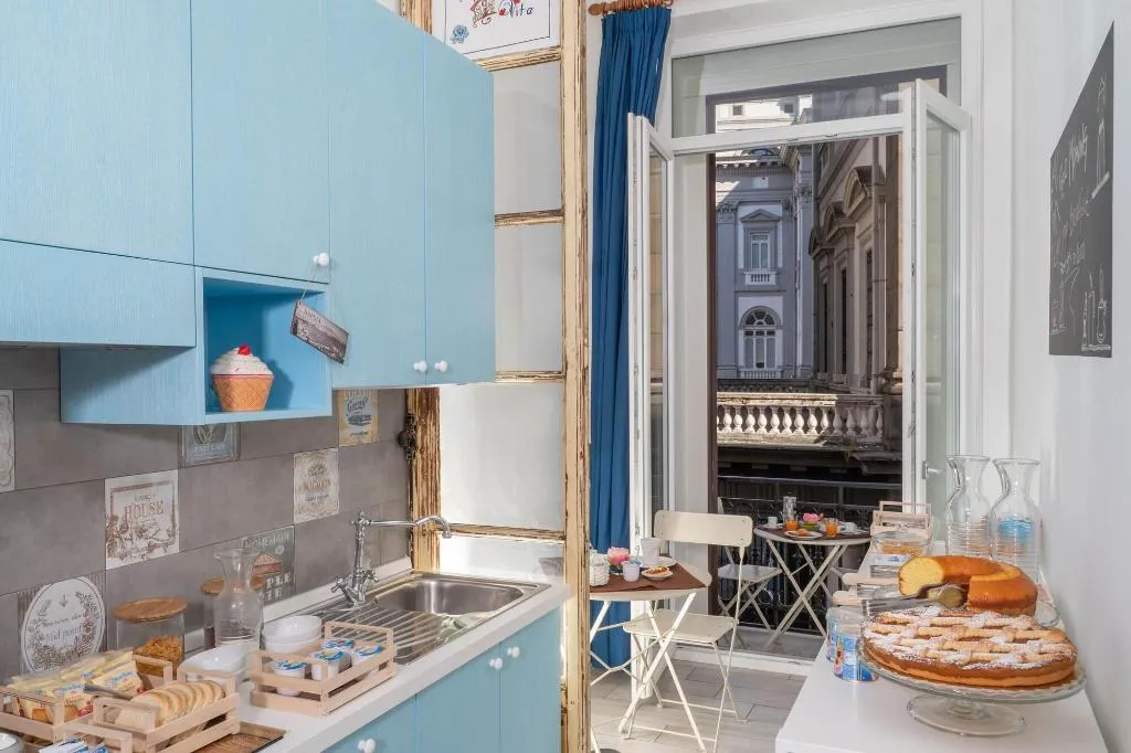 Restaurant, B&B DolceVita Napoli, Naples