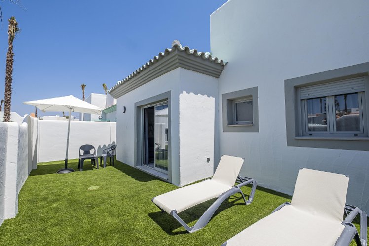 On City Apartments, Costa De La Luz