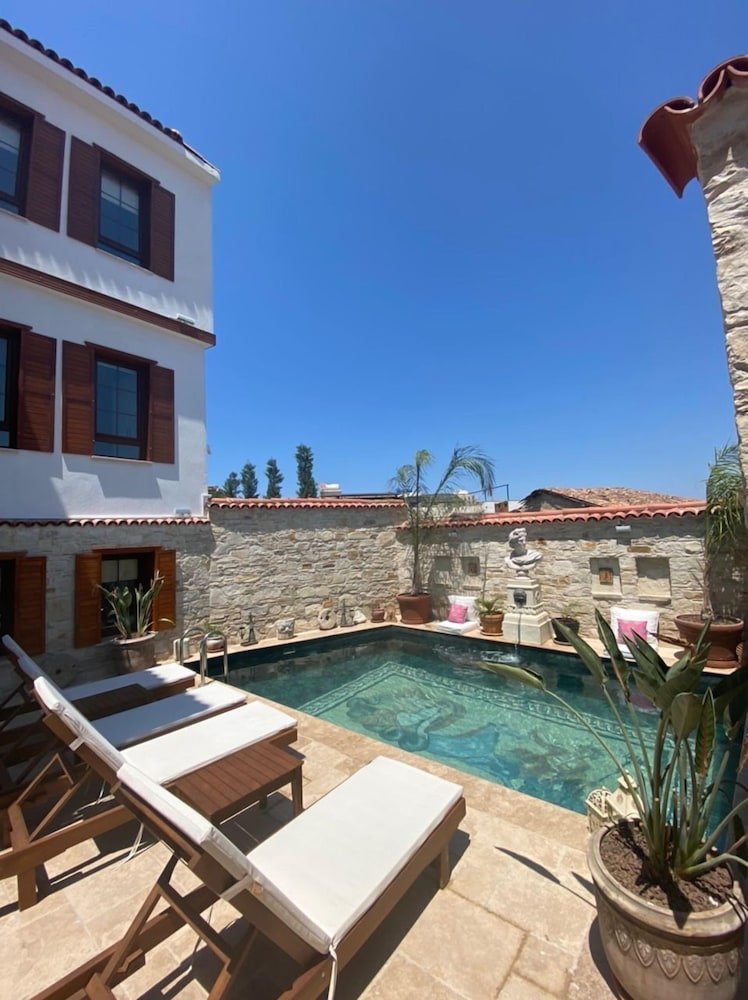 Villa Ephesus, Izmir