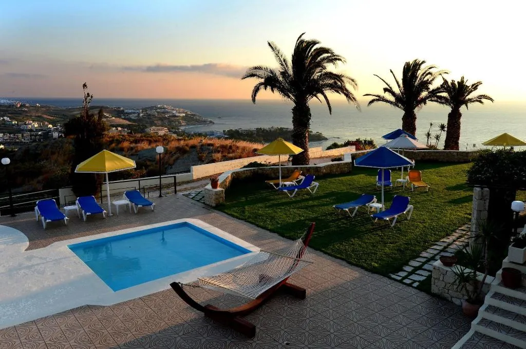 Sports and Entertainment, Pela Mare, Crete