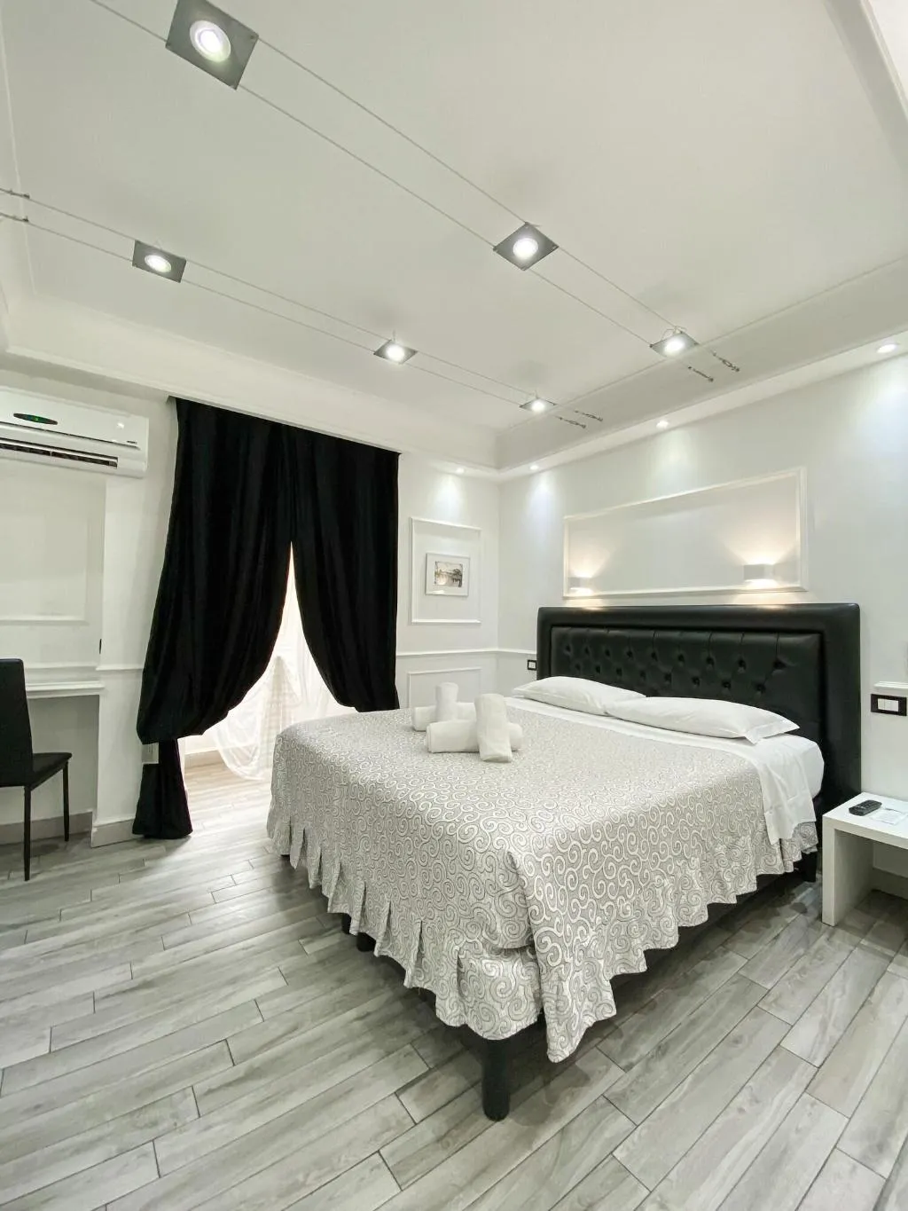 Room, Locanda Parlamento, Rome