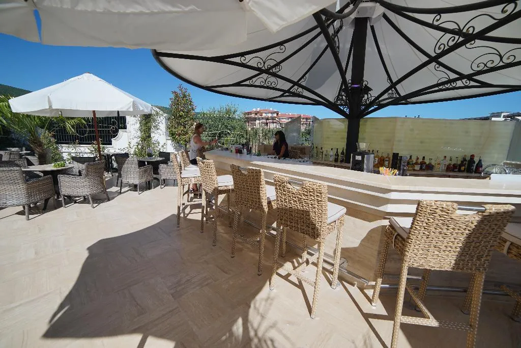 Bar, Harmony Suites 10, Bourgas