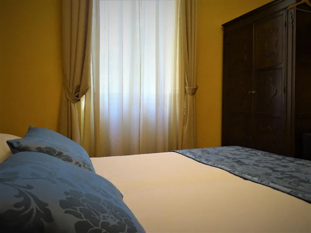 DOUBLE CLASSIC Room, Hotel Il Granduca, Florence