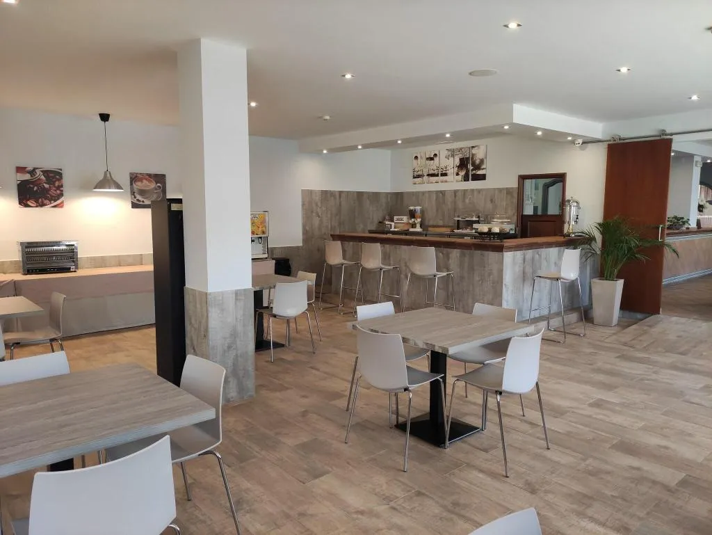 Restaurant, Apartamentos Puerta del Sur, Seville