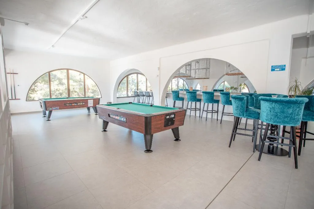 Sports and Entertainment, Marble Hotel Stella Maris, Ibiza