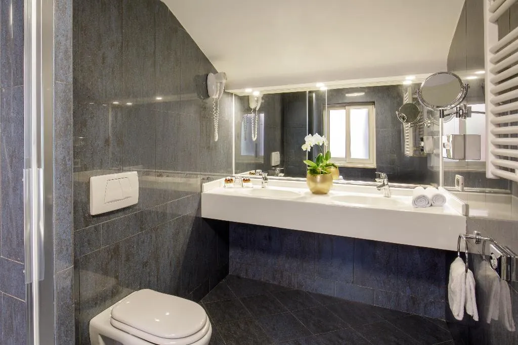 SUITE STANDARD Room, Hotel Della Torre Argentina, Rome