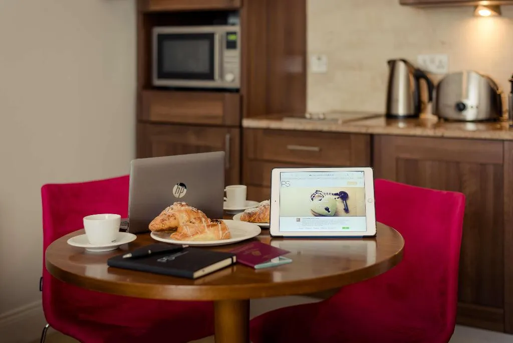 Room, Premier Suites Dublin, Dublin