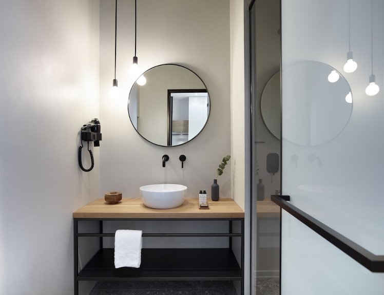 Innathens Hotel, Athens