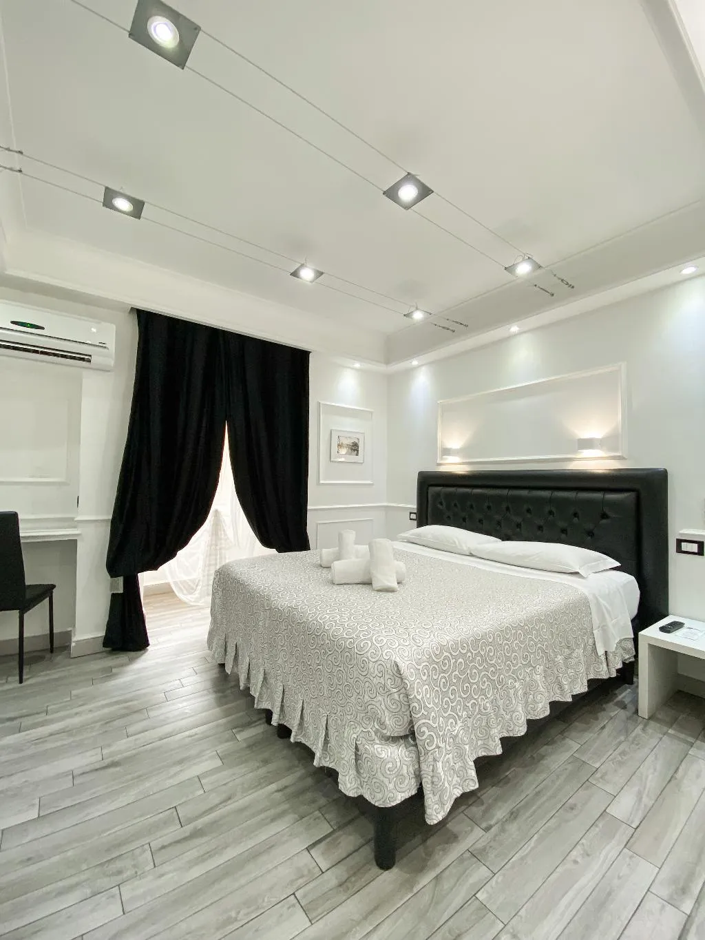 Double or Twin SUPERIOR Room, Locanda Parlamento, Rome