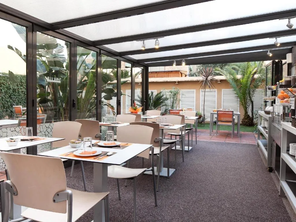 Restaurant, Aparthotel Silver, Barcelona