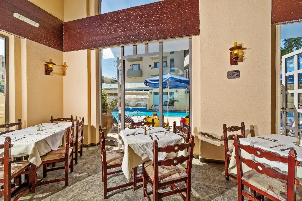 Restaurant, Lefkoniko Beach, Crete
