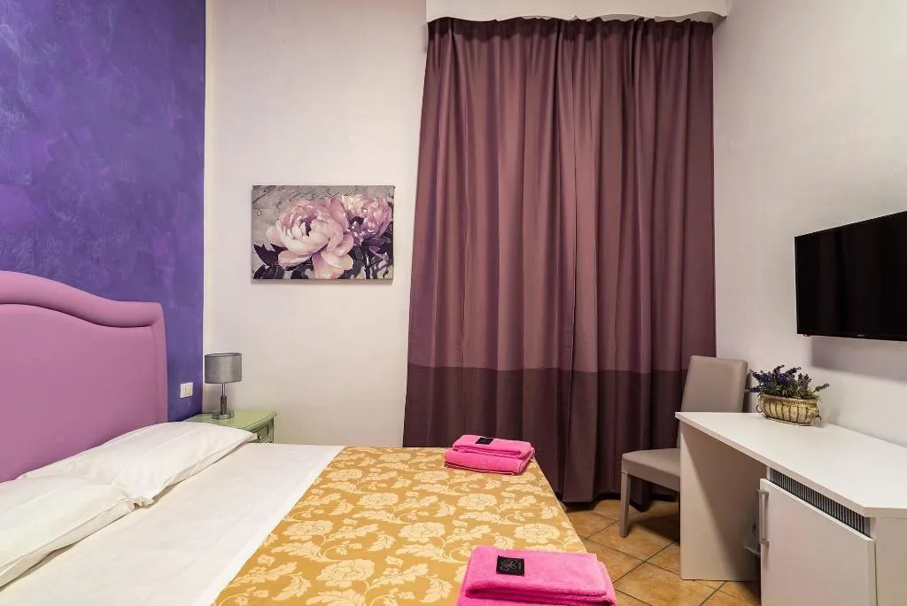 Room, Soggiorno Cittadella, Florence