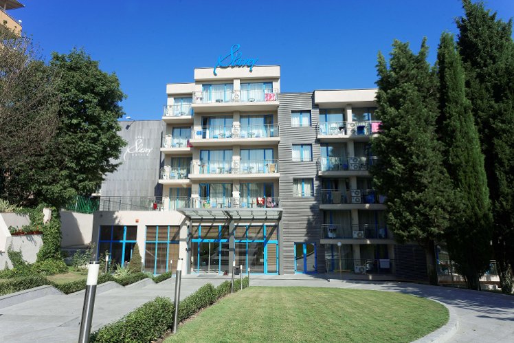 Slavey, Varna