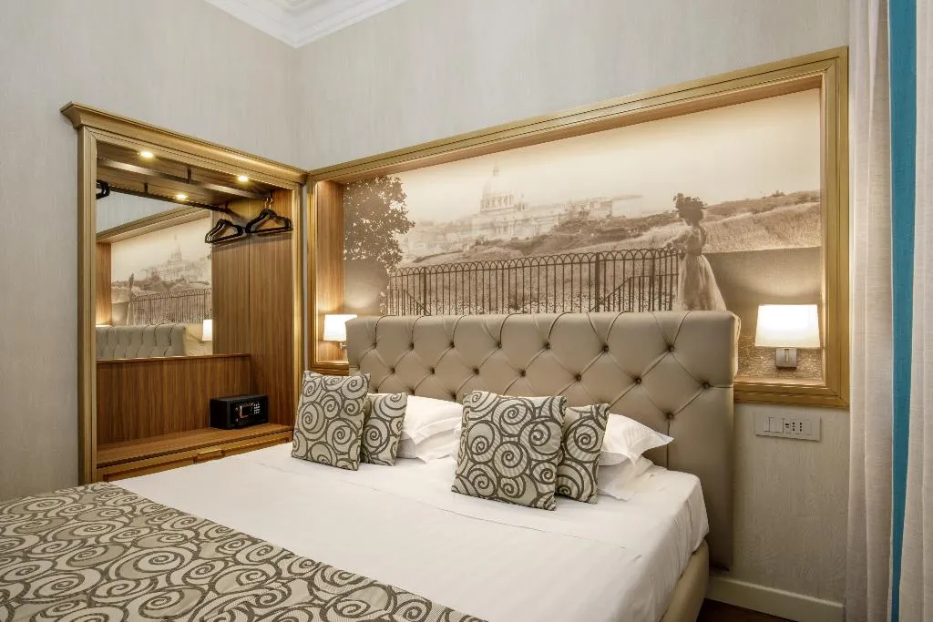 DOUBLE STANDARD Room, Hotel Della Torre Argentina, Rome