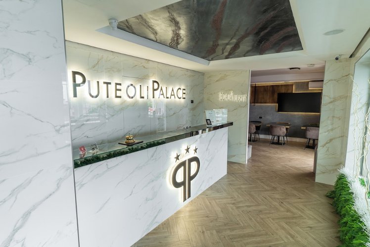 Puteoli Palace Hotel, Naples