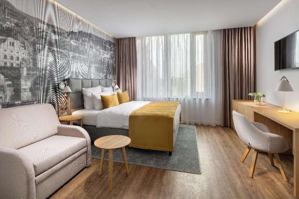 SINGLE DELUXE Room, Mamaison Residence Downtown, Prague