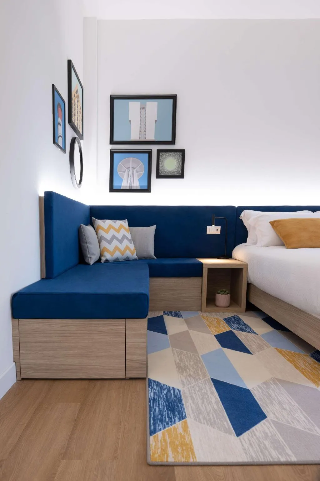 DOUBLE KING SIZE BED Room, Hampton by Hilton Rome North Fiano Romano, Rome