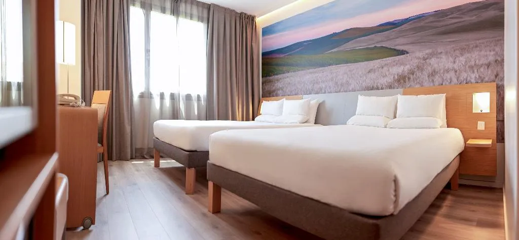 General view, Novotel Sevilla, Seville