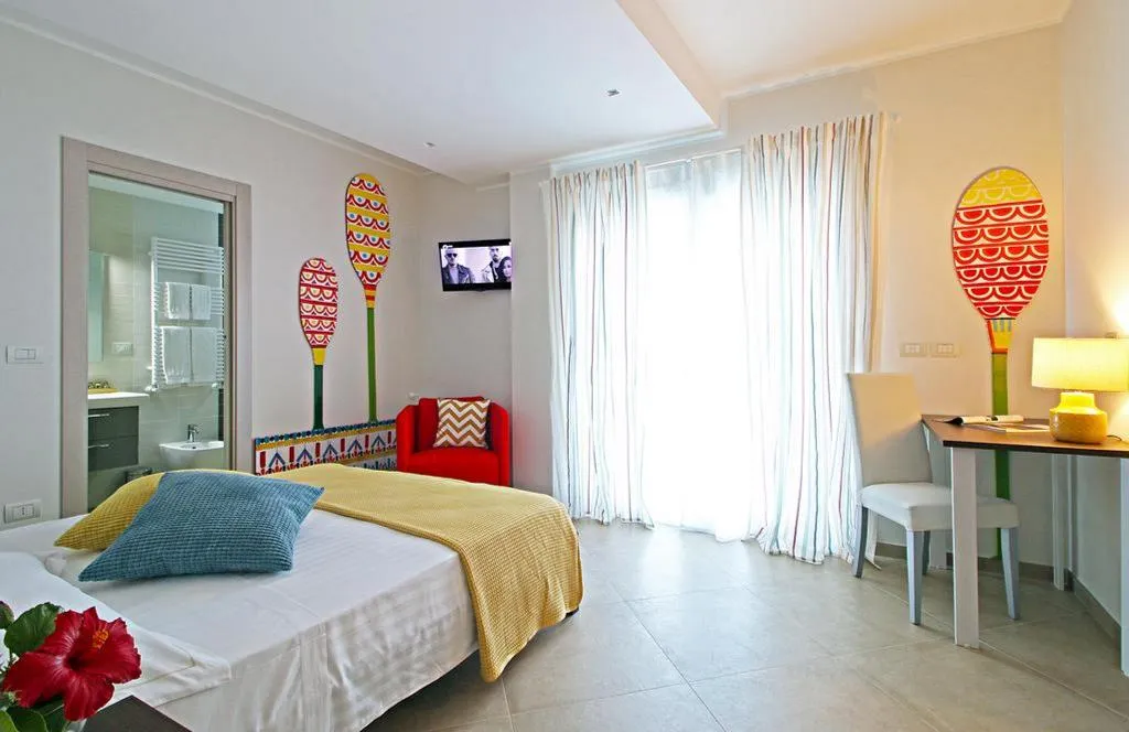 DOUBLE WITH TERRACE Room, Sikè Holiday Home to Chill, Catania