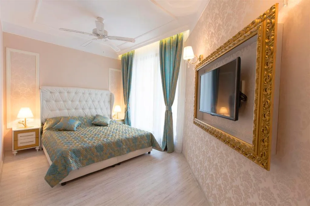 APARTMENT POOL VIEW ONE BEDROOM Room, Harmony Suites 10, Bourgas