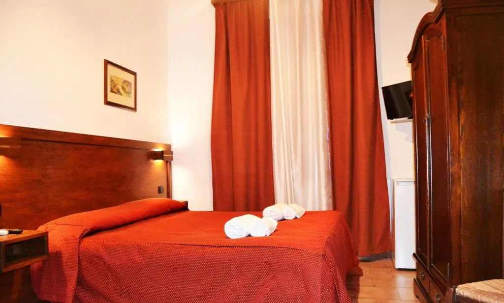 Room, Brunelli Residence, Palermo