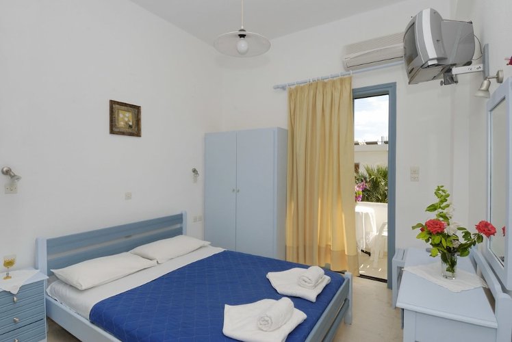 Apollo, Crete