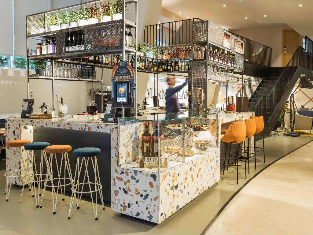 Bar, Novotel Sevilla, Seville