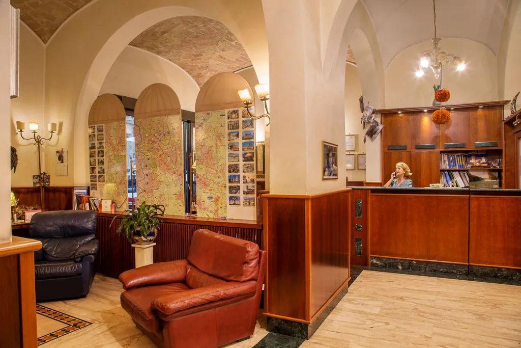 Lobby, Assisi, Rome