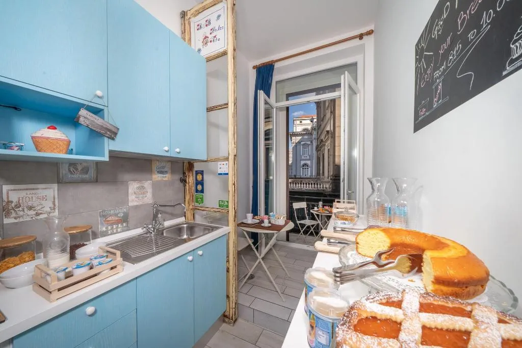 Restaurant, B&B DolceVita Napoli, Naples
