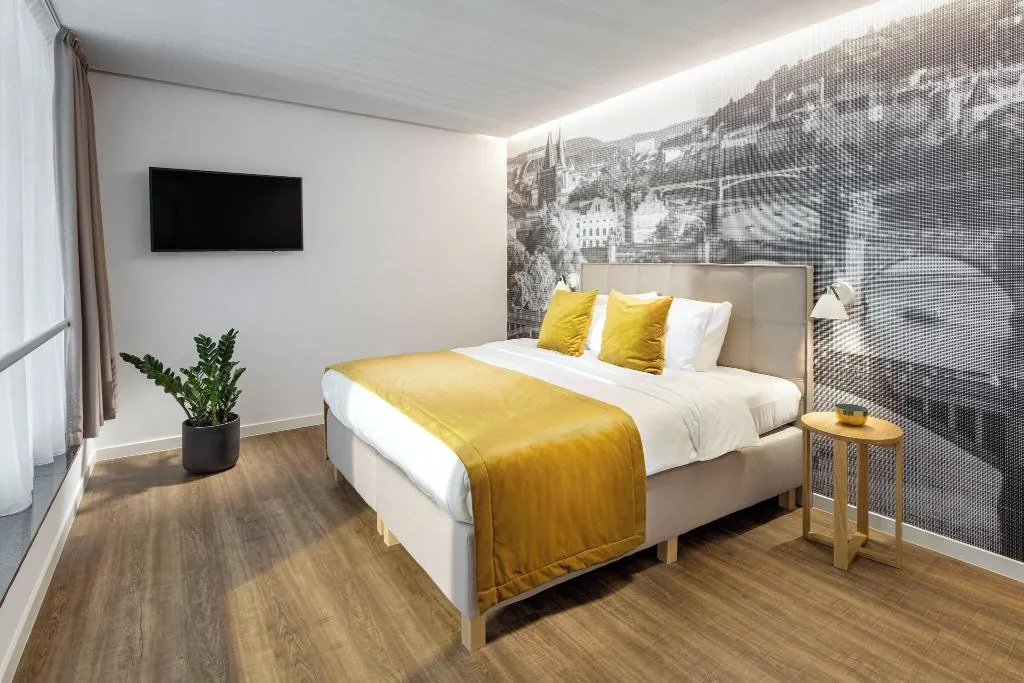 APARTMENT BUSINESS KING BED Room, Mamaison Residence Downtown, Prague