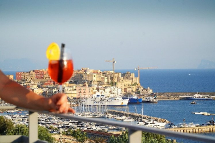 Puteoli Palace Hotel, Naples