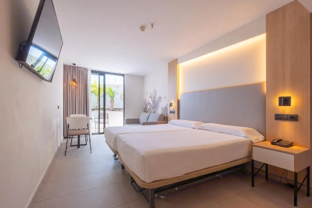 Double or Twin CAPACITY 2 Room, MYND Adeje, Tenerife