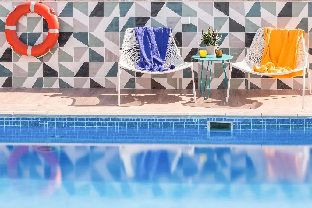 Pool, Novotel Sevilla, Seville