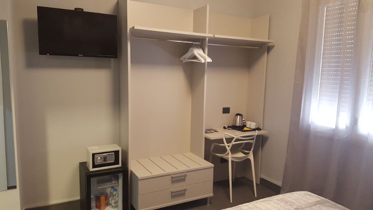 Alma Hotel, Palermo