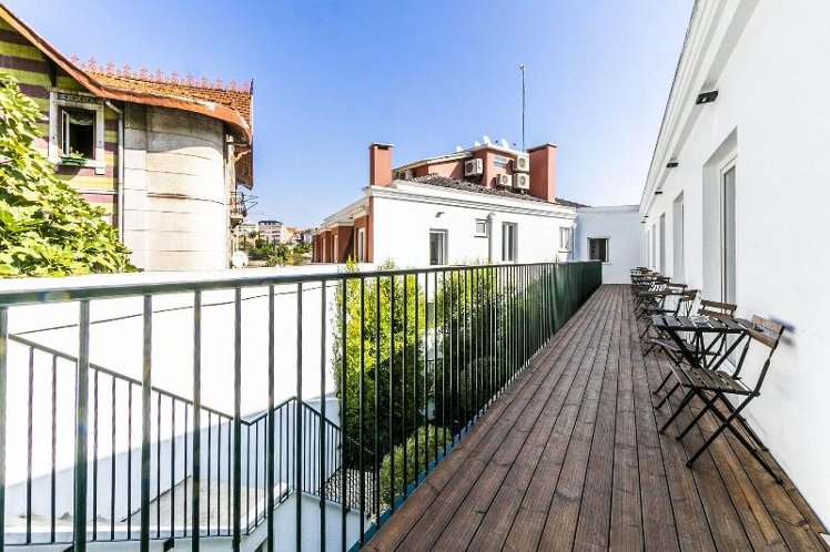 Terrace, Gloria Suites By Lx Way, Lisbon