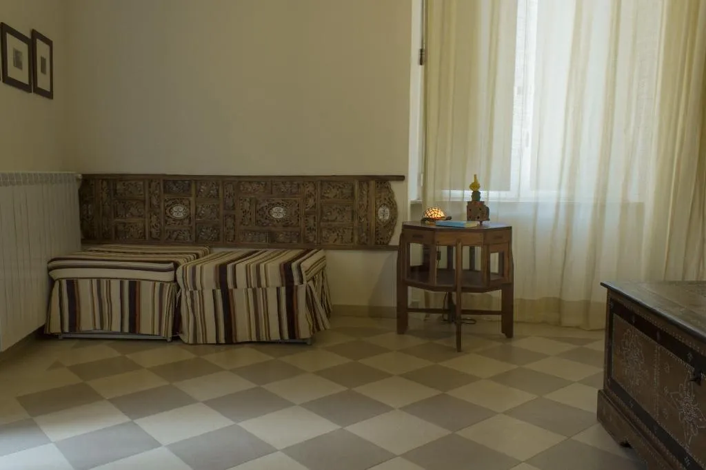 Room, B&B Cerasiello, Naples